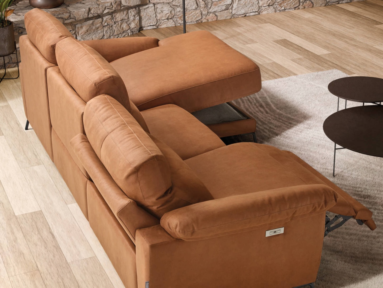 Vega Sofa with Chaise